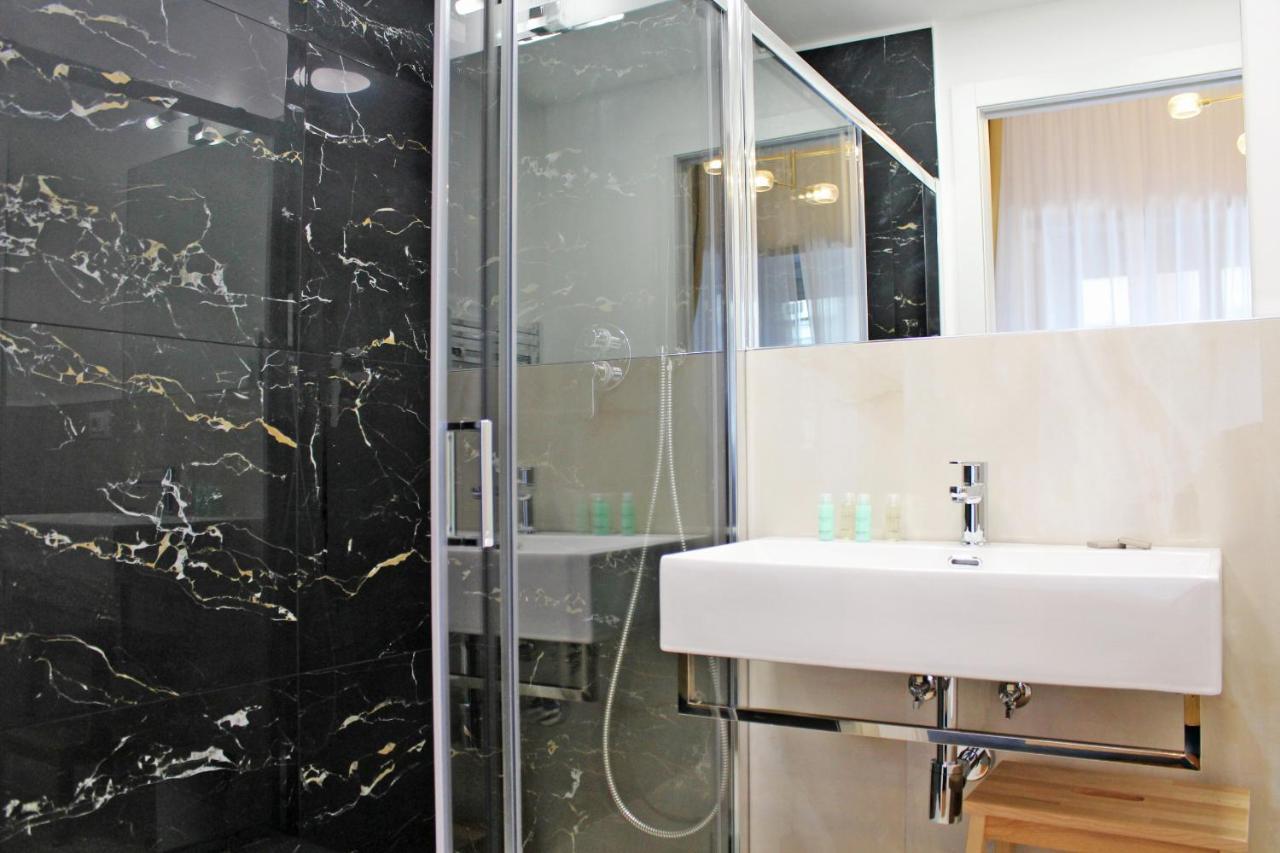Hotel Hrt Milano Extérieur photo