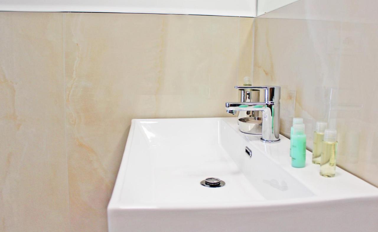 Hotel Hrt Milano Extérieur photo